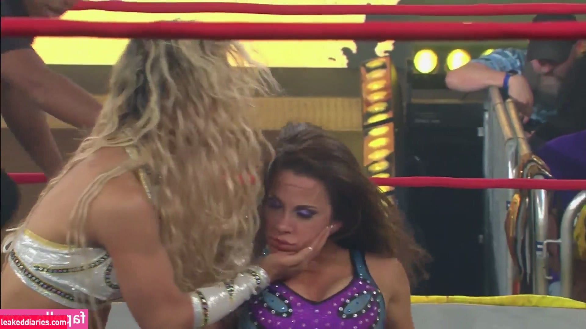 Mickie James (michelejames, themickiejames) photo 589