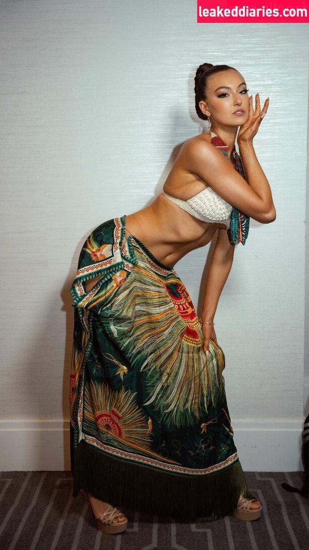 Rachel Michelle (Beautyandbrainswithatwist, rachellemichelle) photo 1850